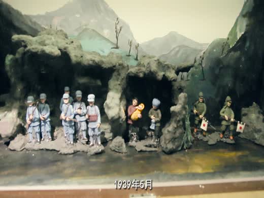 把娃捂死吧
